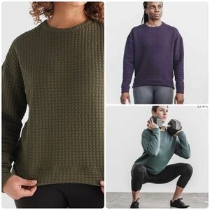 Lot of 3 No Bull quilted crew neck tops